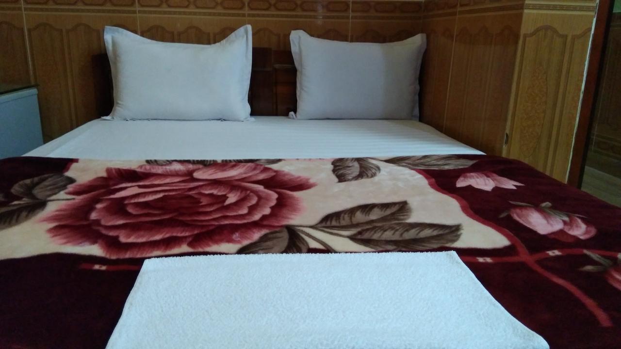 Backpackers Hotel Hà Tĩnh Exterior photo