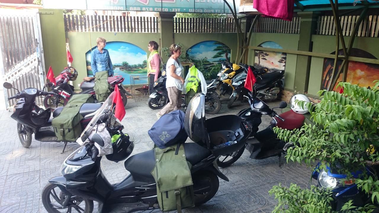 Backpackers Hotel Hà Tĩnh Exterior photo