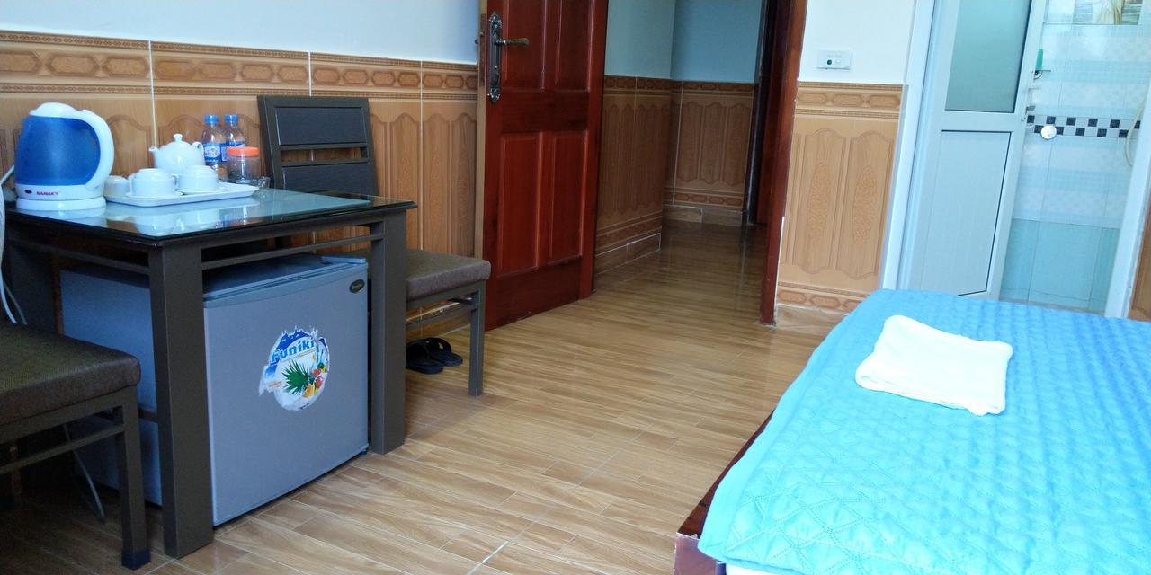 Backpackers Hotel Hà Tĩnh Exterior photo