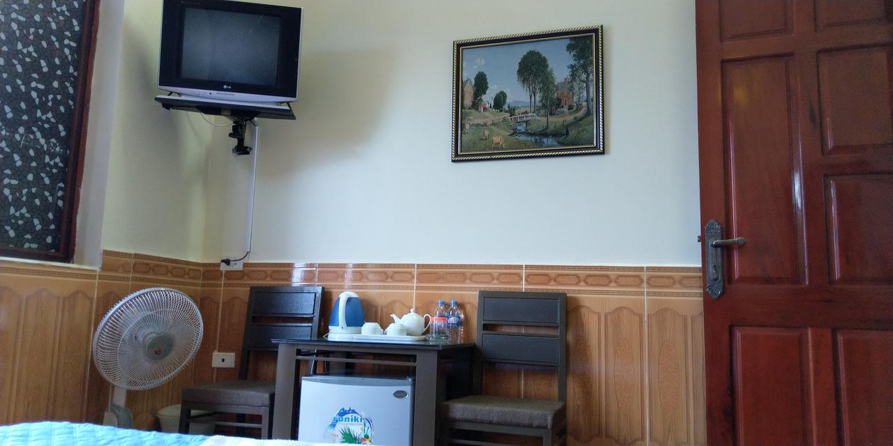 Backpackers Hotel Hà Tĩnh Exterior photo